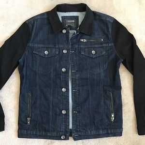 Forever 21 Denim Jacket Size Medium Split Colors